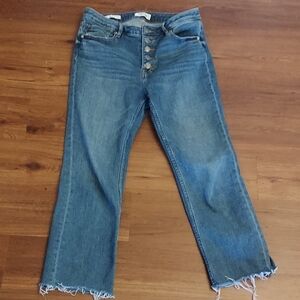 Vigoss Cropped Blue Denim with Frayed Hem Button Fly